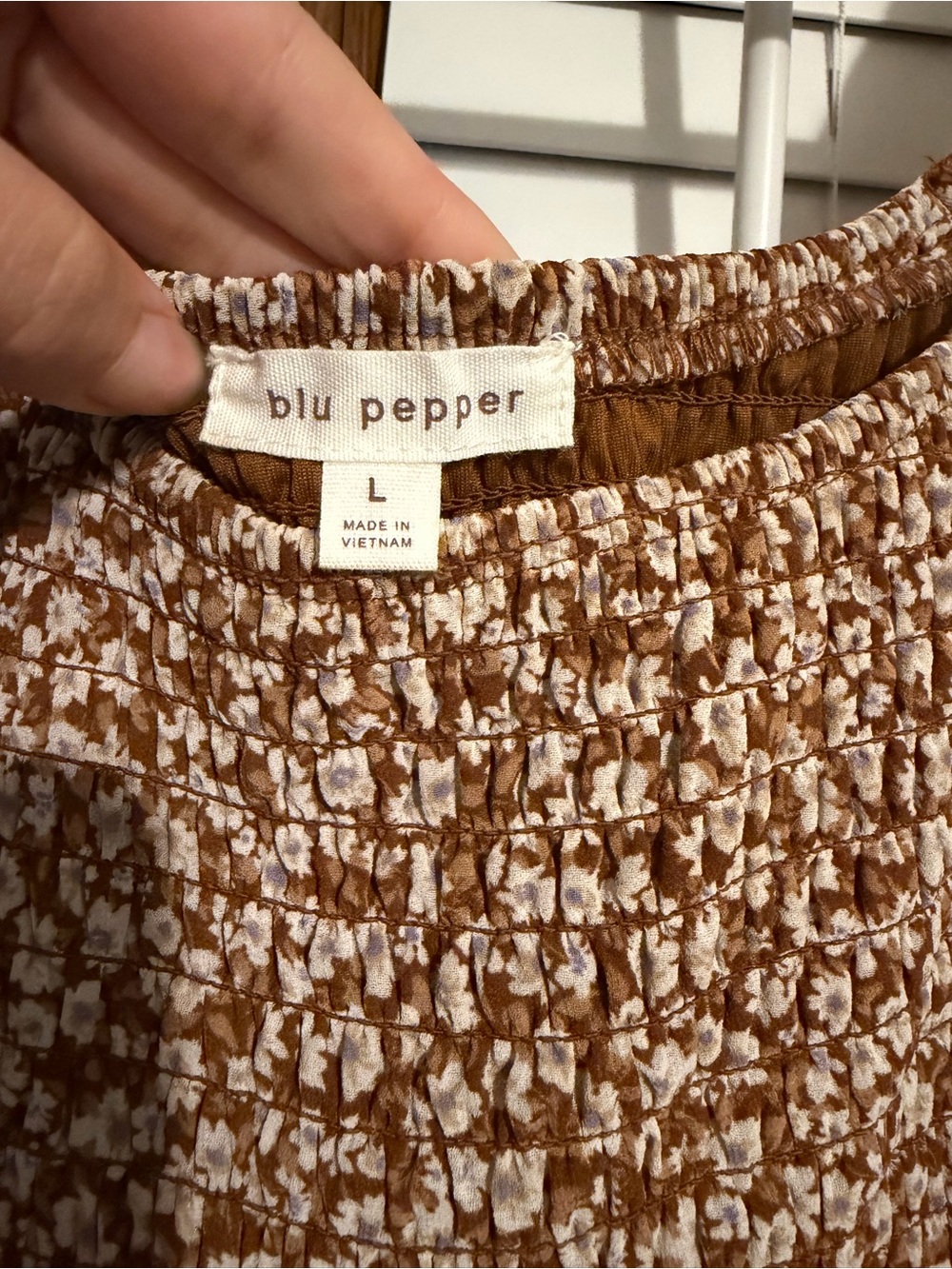 Blu Pepper Brown Floral Tiered Maxi Dress with Puff Sleeves size Large - Picture 3 of 3